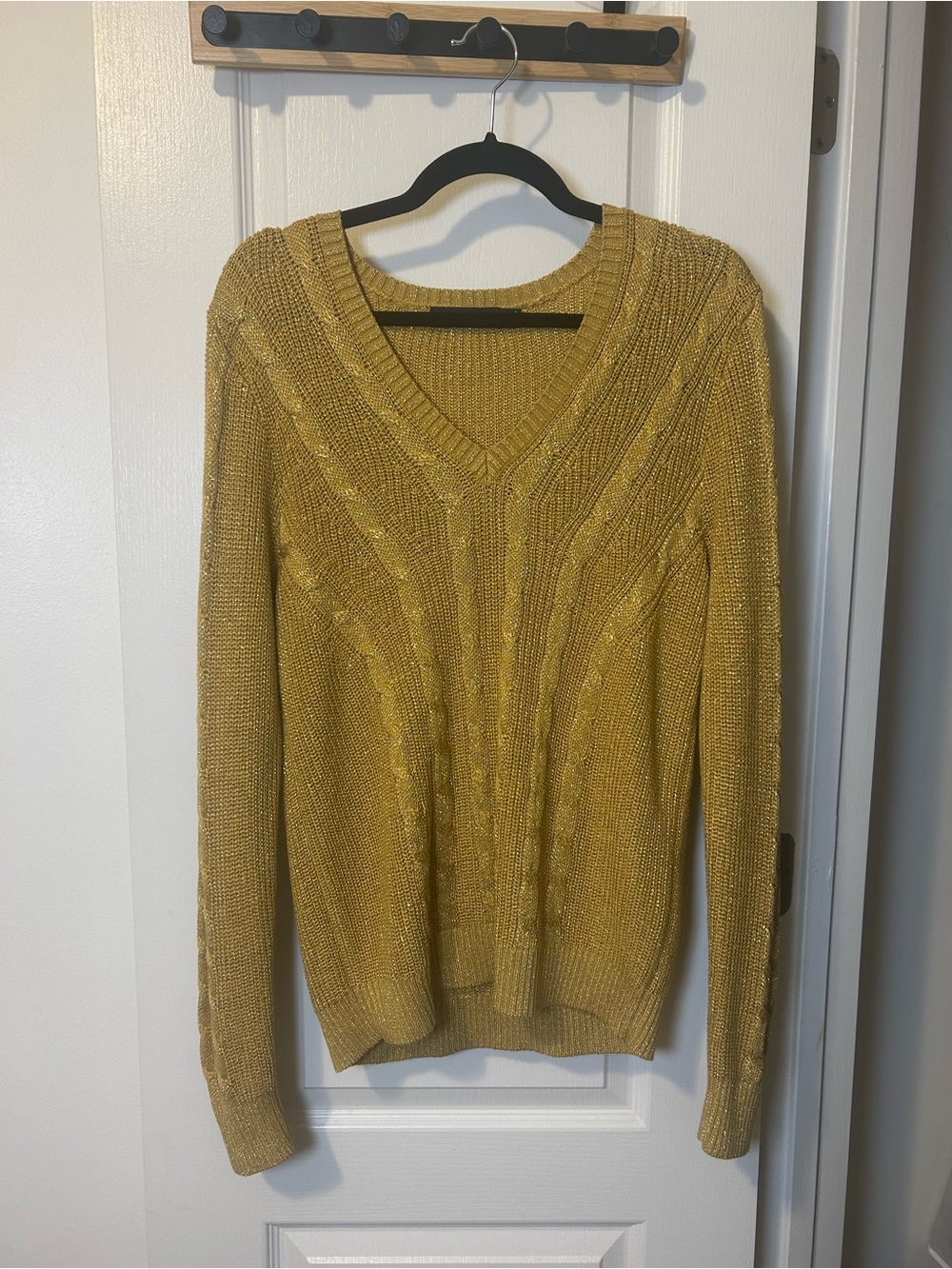 Lauren Ralph Lauren Gold Metallic Cable Knit V-Neck Sweater Size large